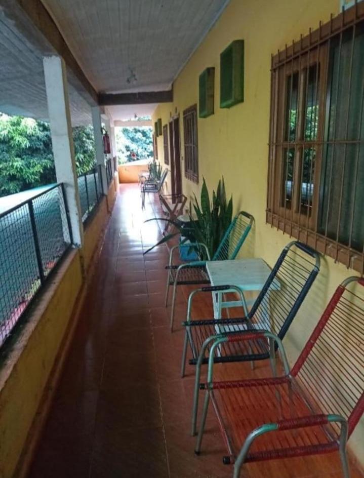 Hotel Y Residencial Amigos Puerto Iguazú Extérieur photo