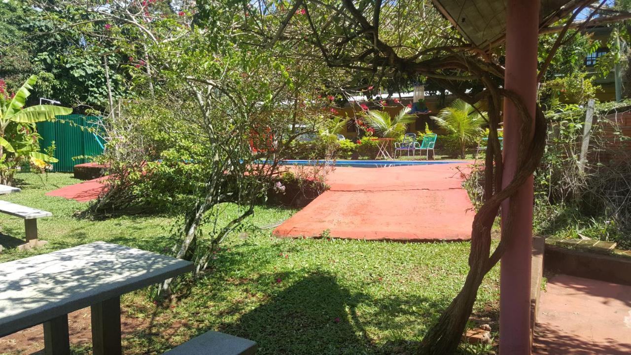Hotel Y Residencial Amigos Puerto Iguazú Extérieur photo
