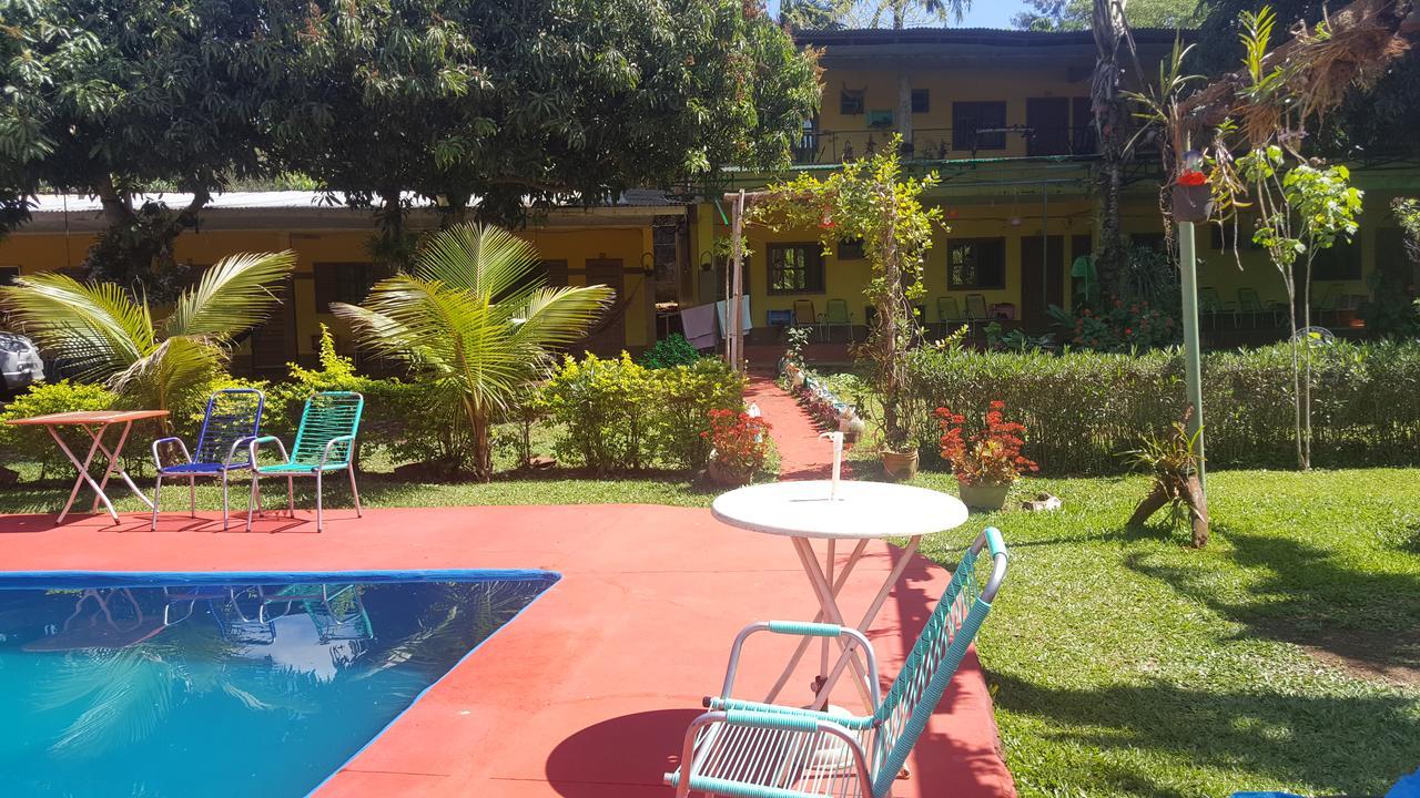 Hotel Y Residencial Amigos Puerto Iguazú Extérieur photo